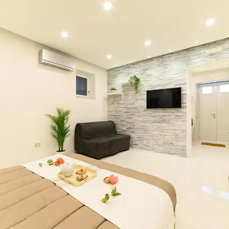 アパート Luxury Center