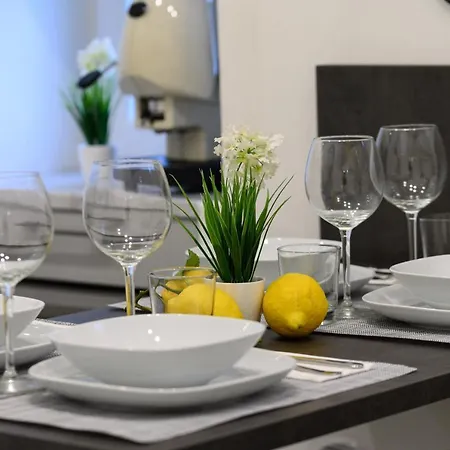 Luxury Center サレルノ