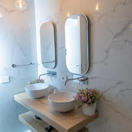 Luxury Center サレルノ